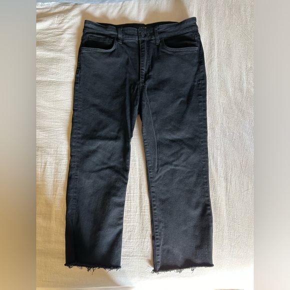 Joe’s Cropped Jeans - Picture 2 of 7
